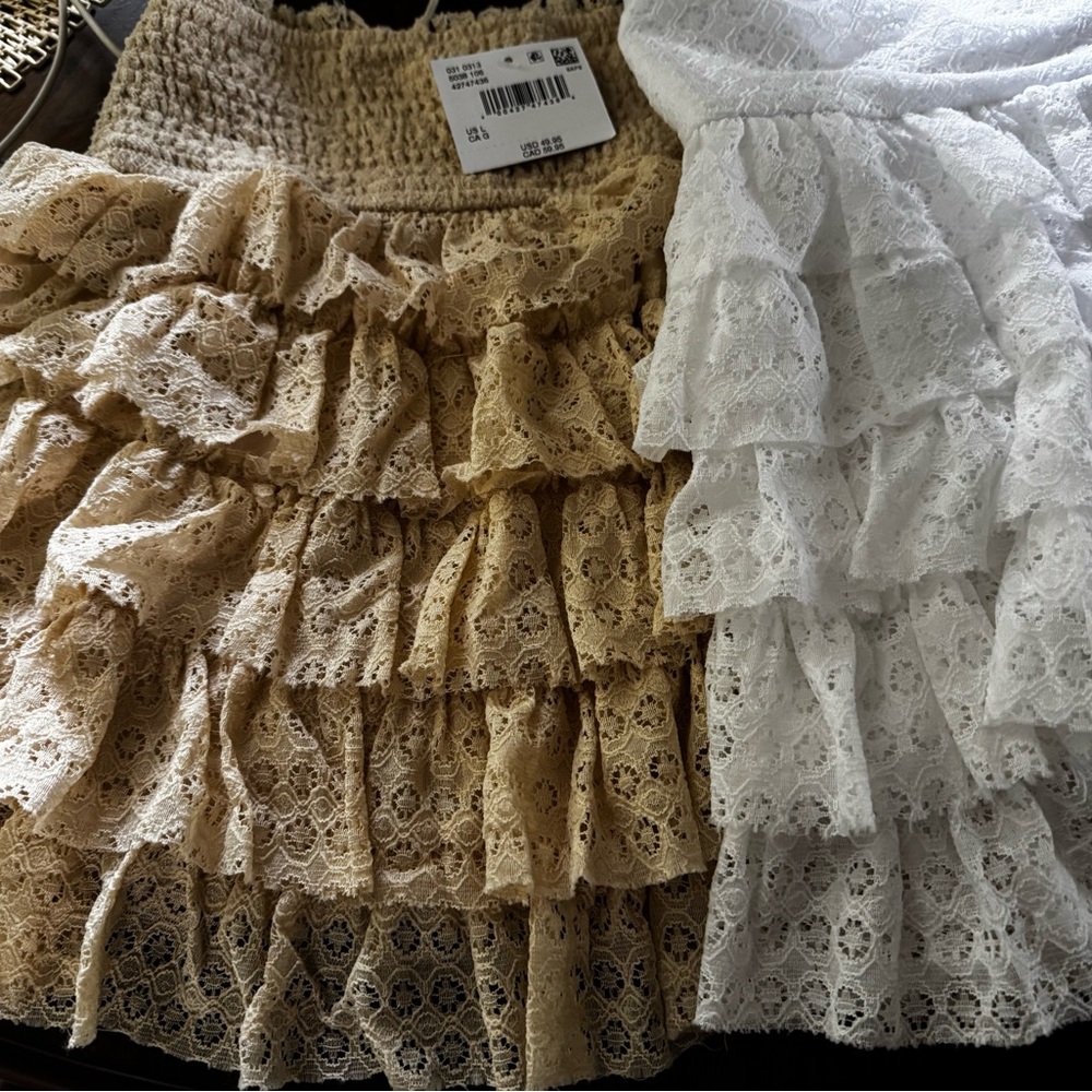 Two skirts NWT AE White and  Cream/beige layered lace Mini Skirts